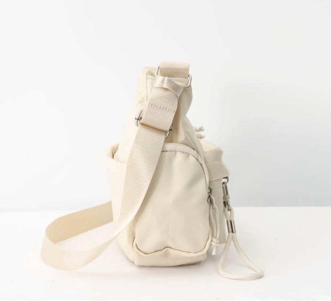 ❣️人気カラー再入荷❣️ノースフェイス ボニー ホーボーバッグ ミニ クリーム