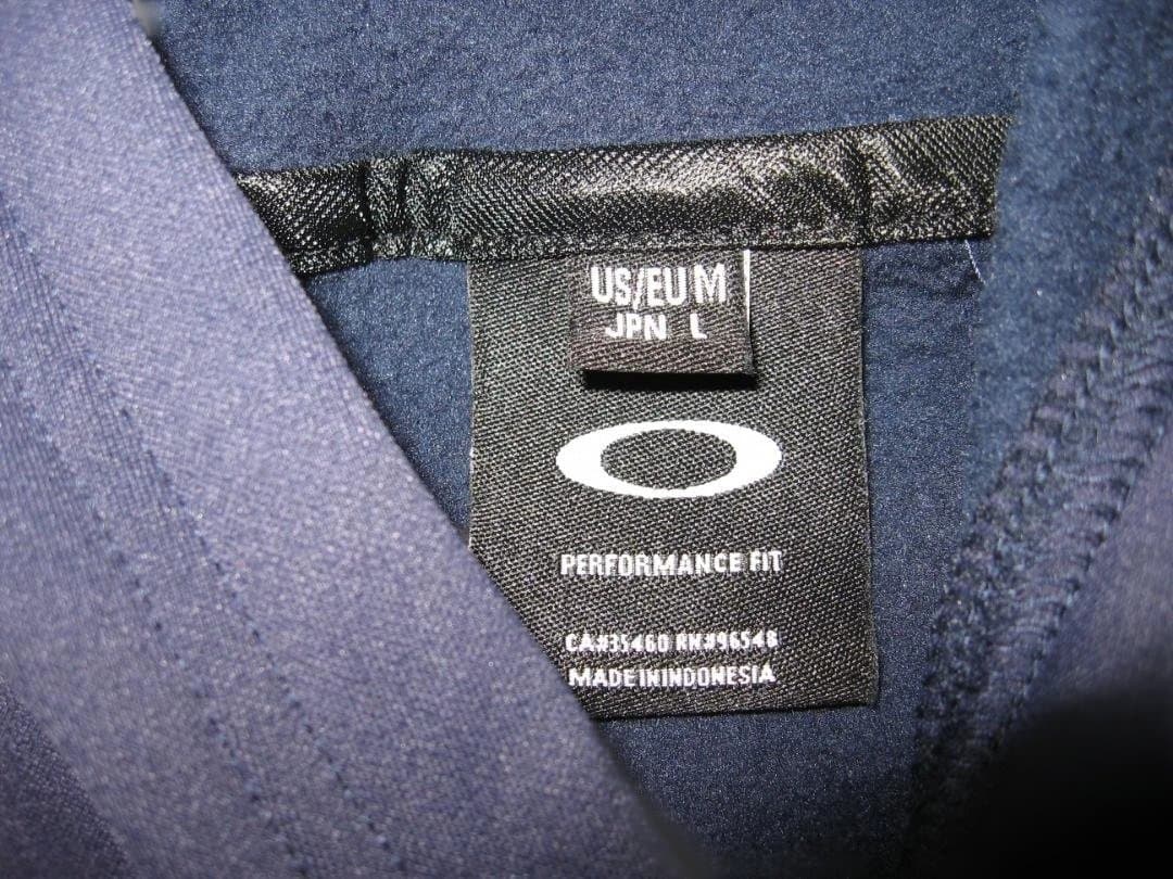 日本ハムファイターズ・パーカー・オークリー・Lサイズ・美品