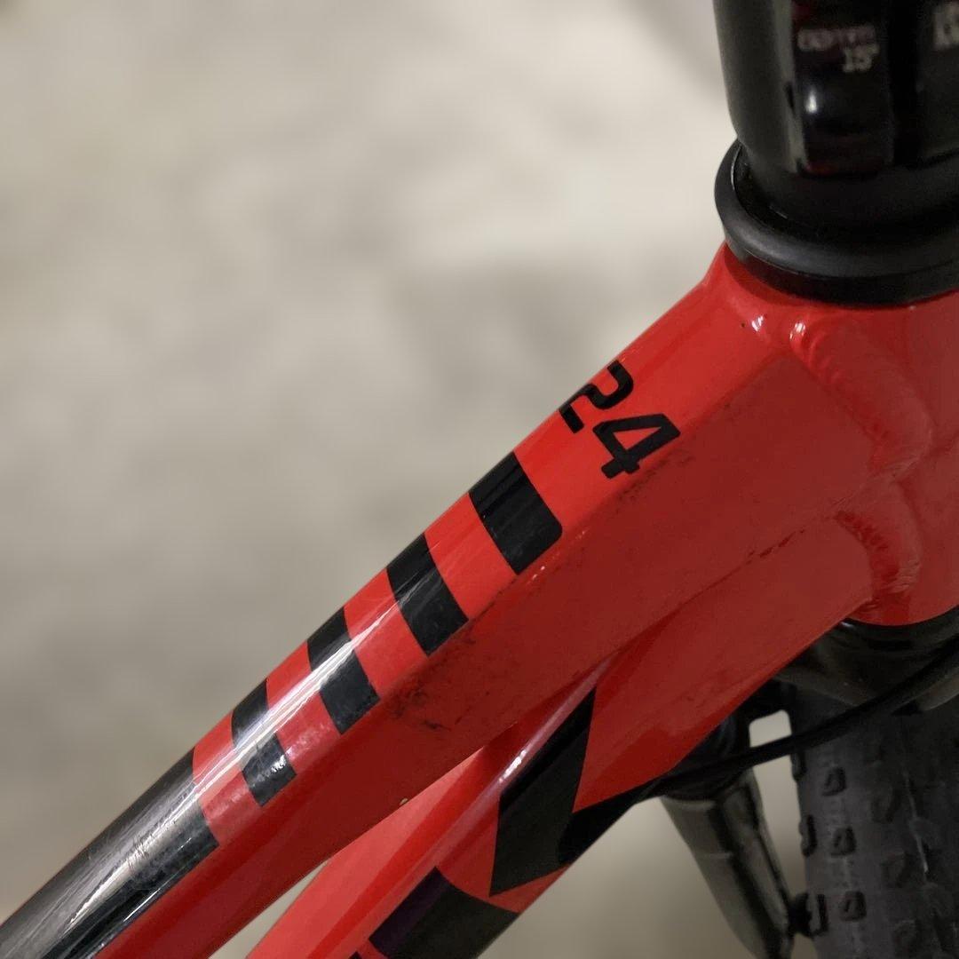 TREK 24インチ レッド 直接引取り限定