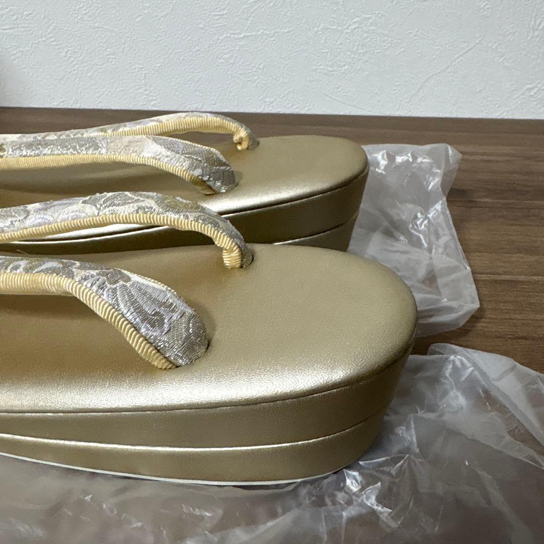 和装用バッグと草履セット（金色）