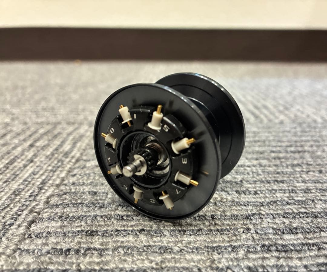 新品未使用　23カルカッタコンクエスト MD 300 純正スプール シマノ純正