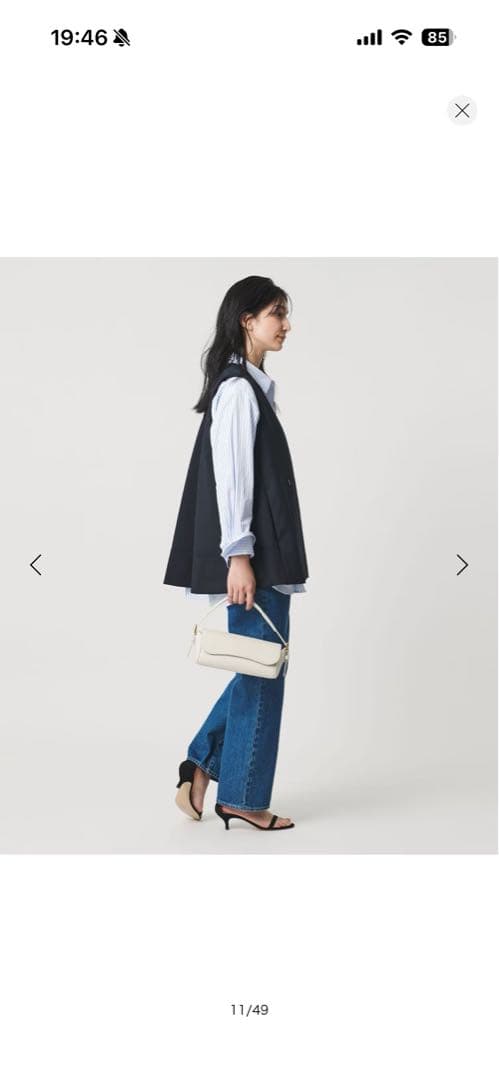 新品未使用　SPONGY バックフレア ベスト （サイズ38 ）