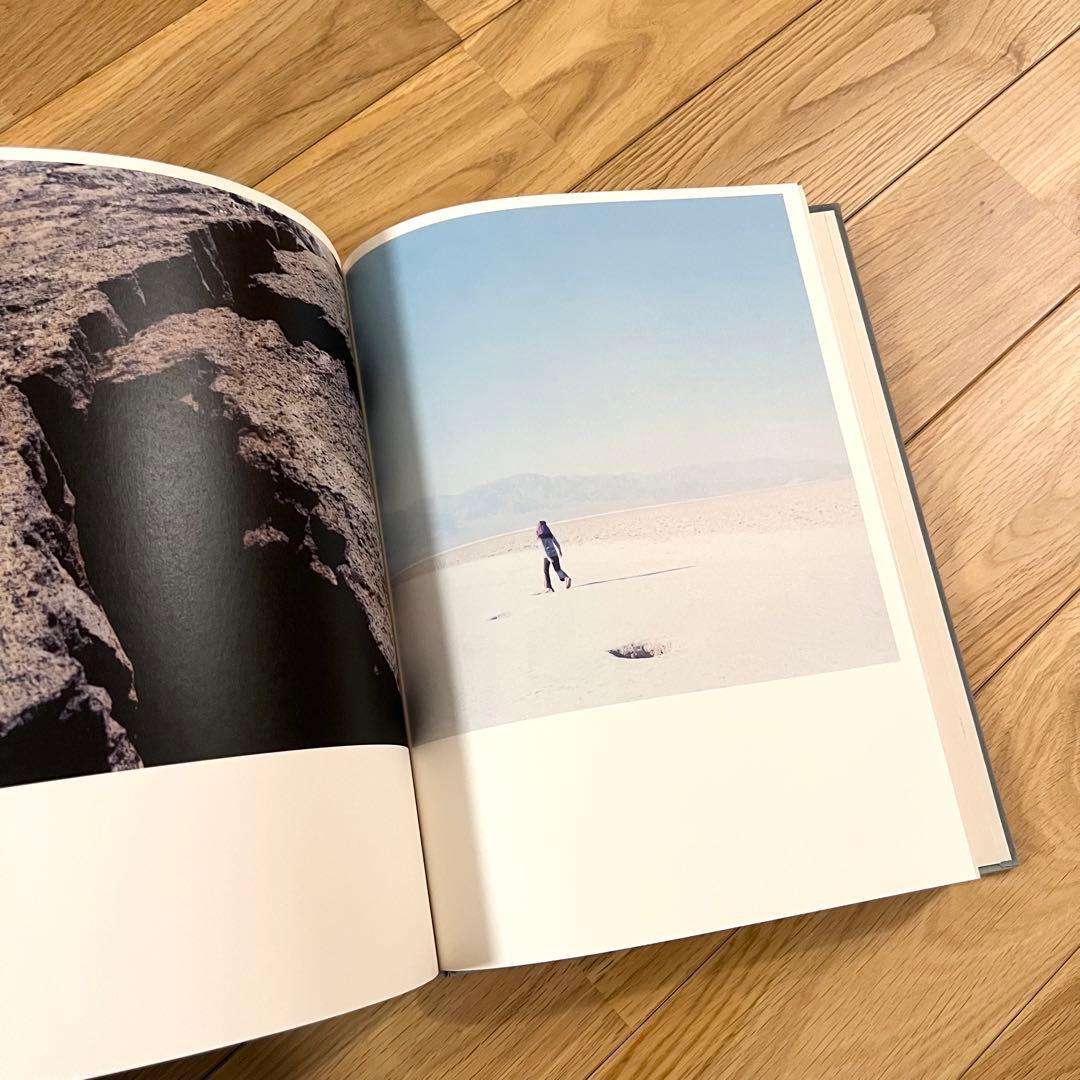 ILLUMINANCE⠀川内倫子　写真集