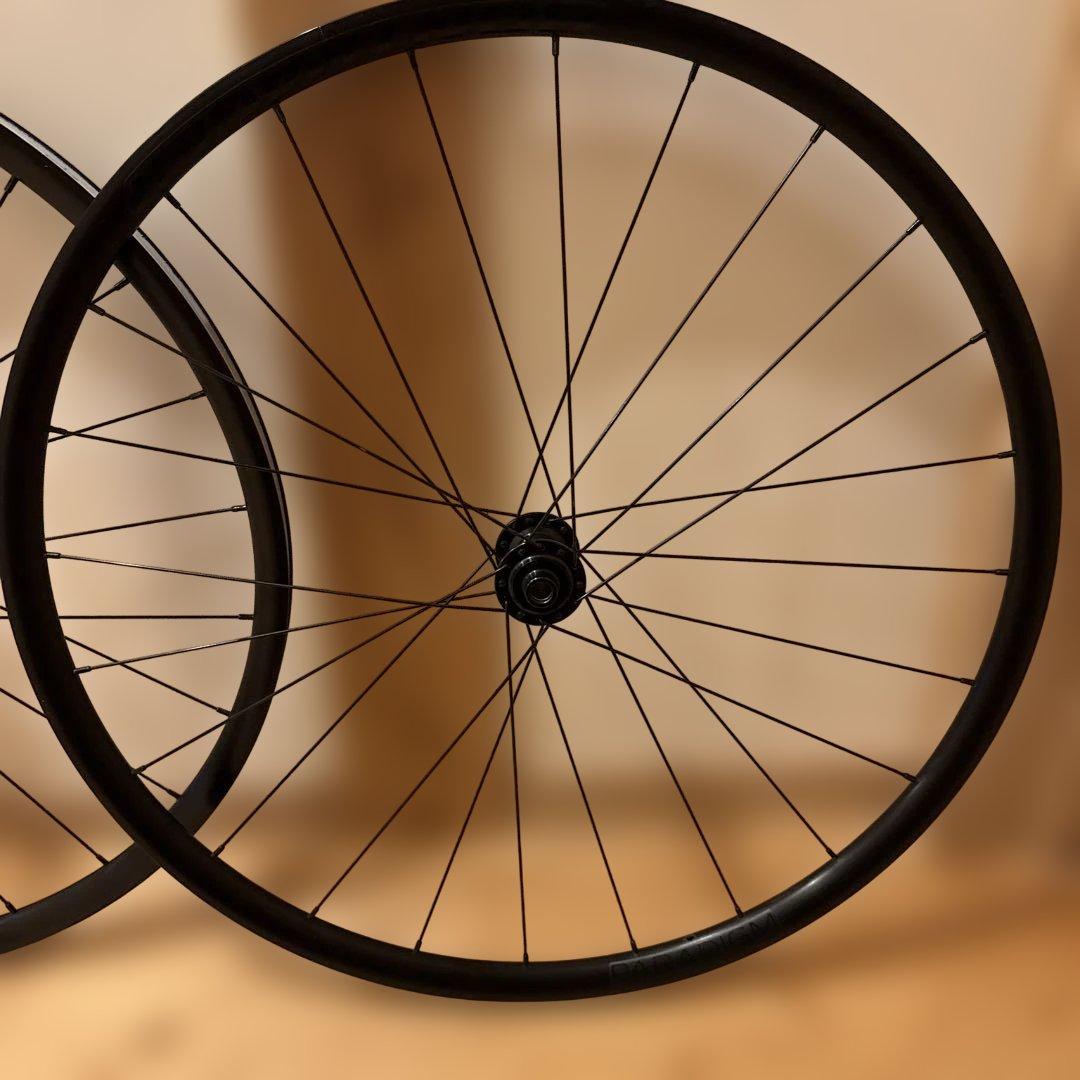 ボントレガー　ホイール　前後セット　パラダイム　完成車付属品　トレック