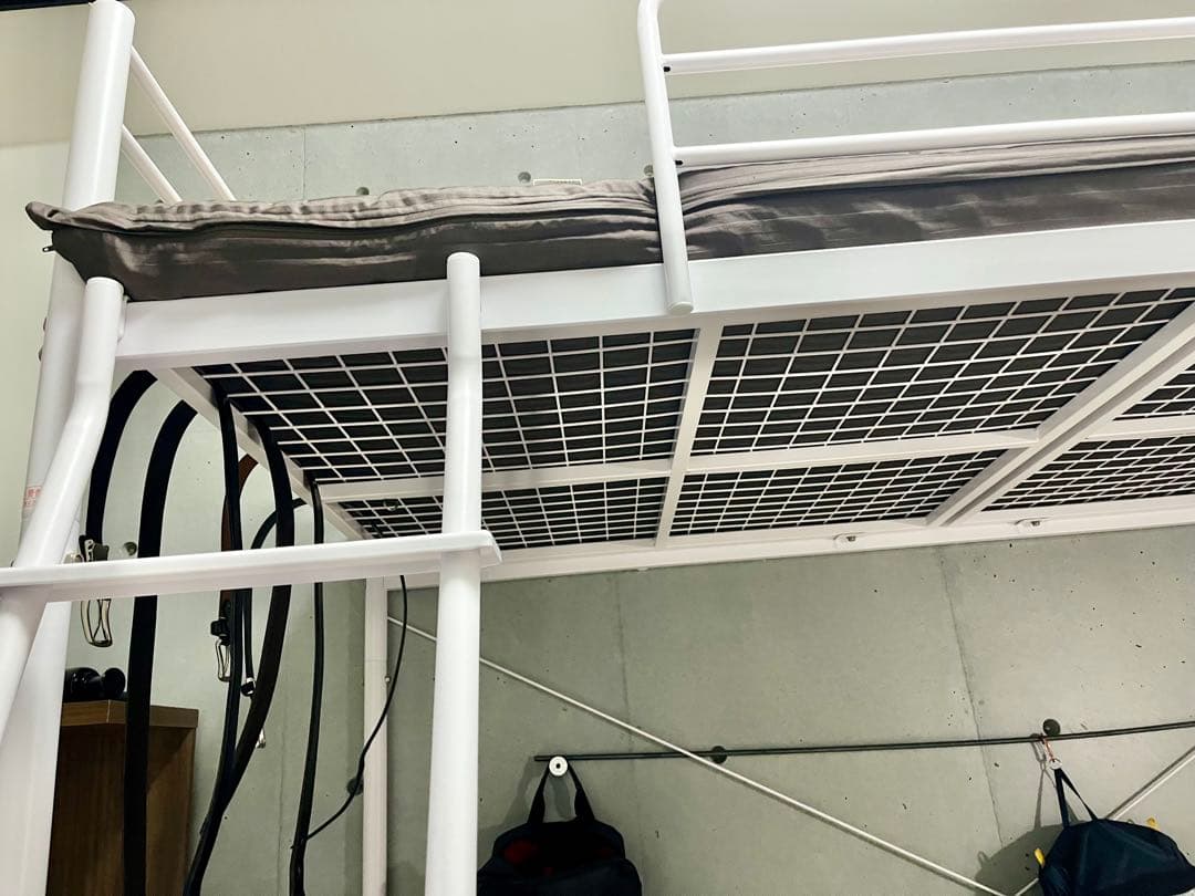 ニトリ スチールハイベッドHB001（現行のHB02WHのベースと思われます）