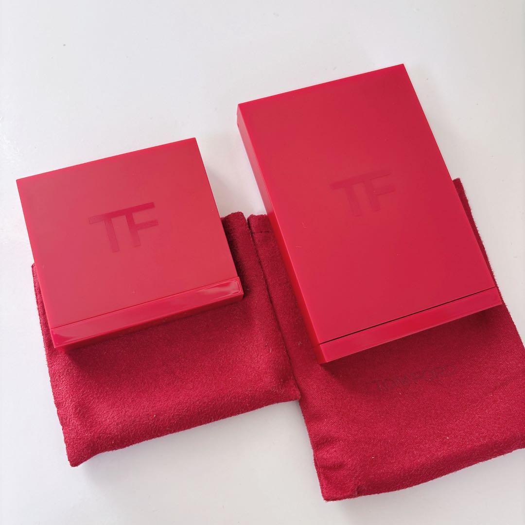 TOM FORD アイカラークォード　ハネムーン　チーク　ハート　限定カラー