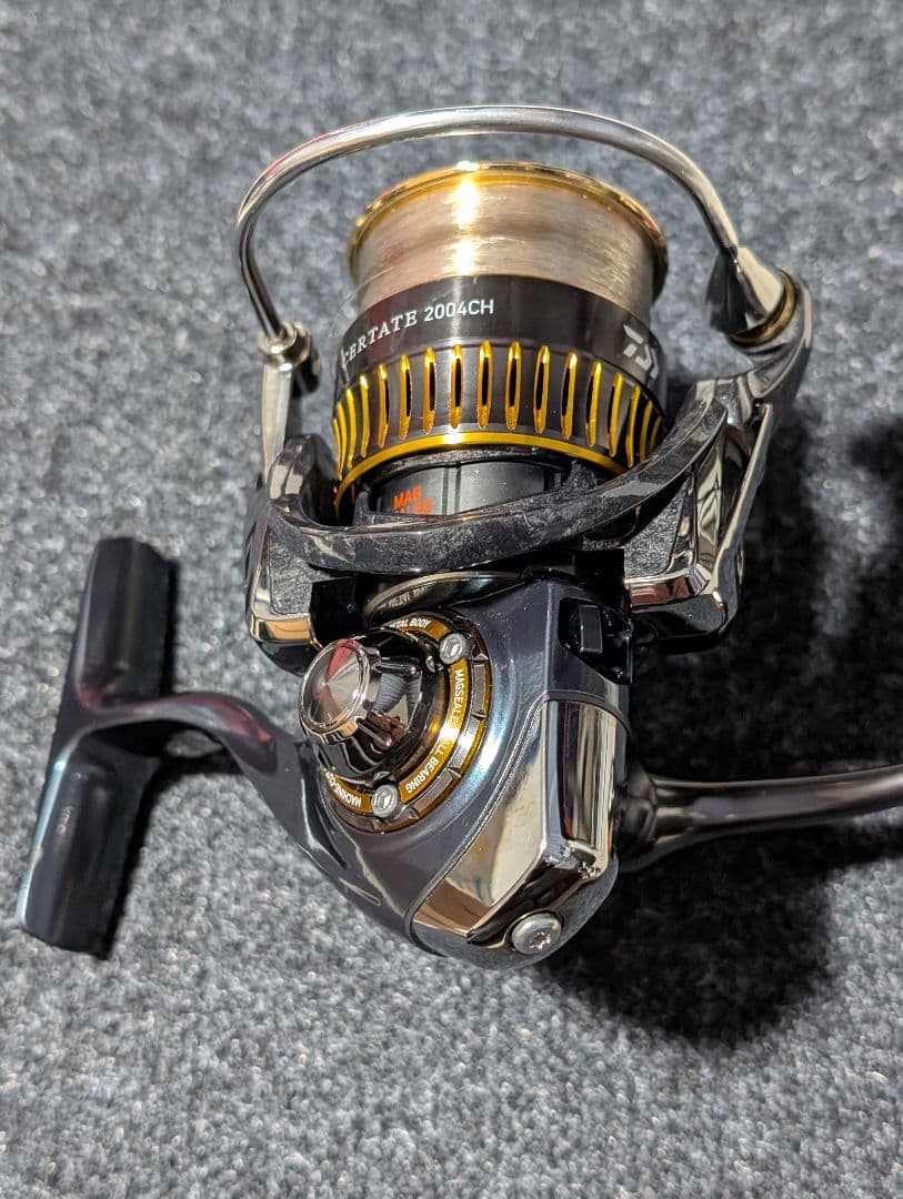 16 CERTATE 2004CH スピニングリール 極美品