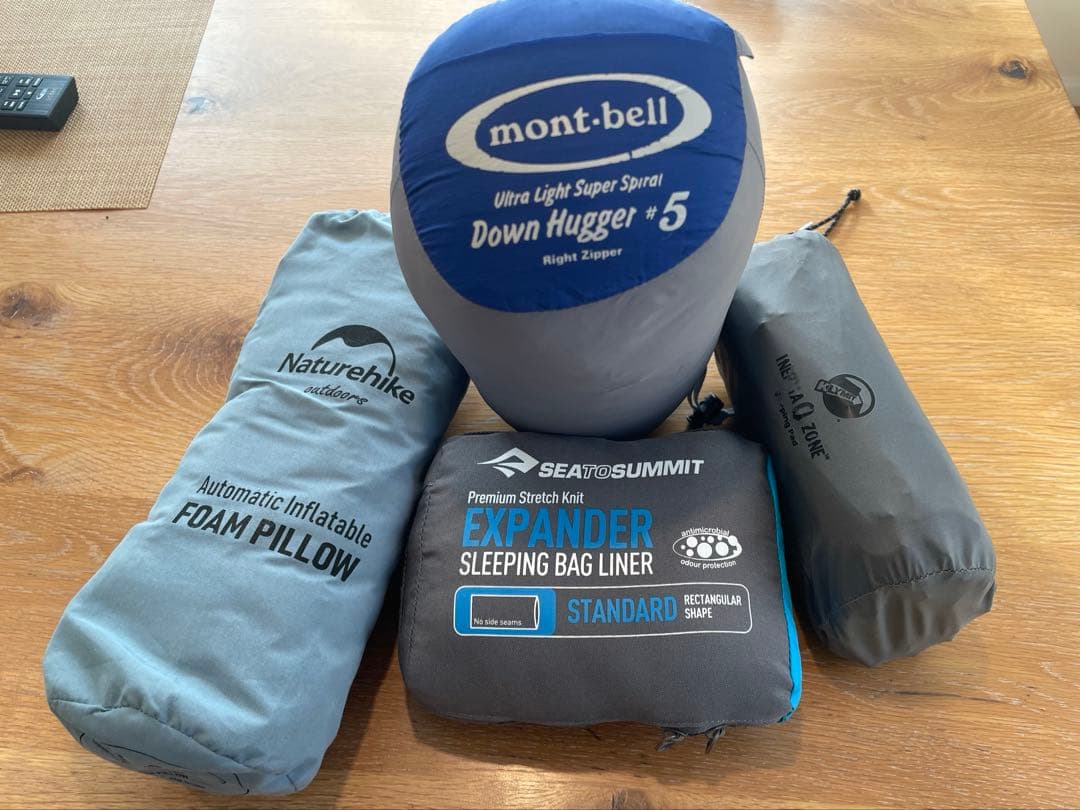 ジ*ン様 モンベル アルパインダウンハガー #5 寝袋、インナー、敷きパッド、枕
