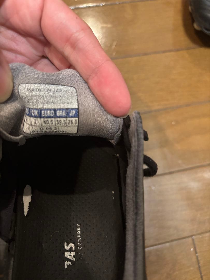 ミズノ　モレリアネオ3