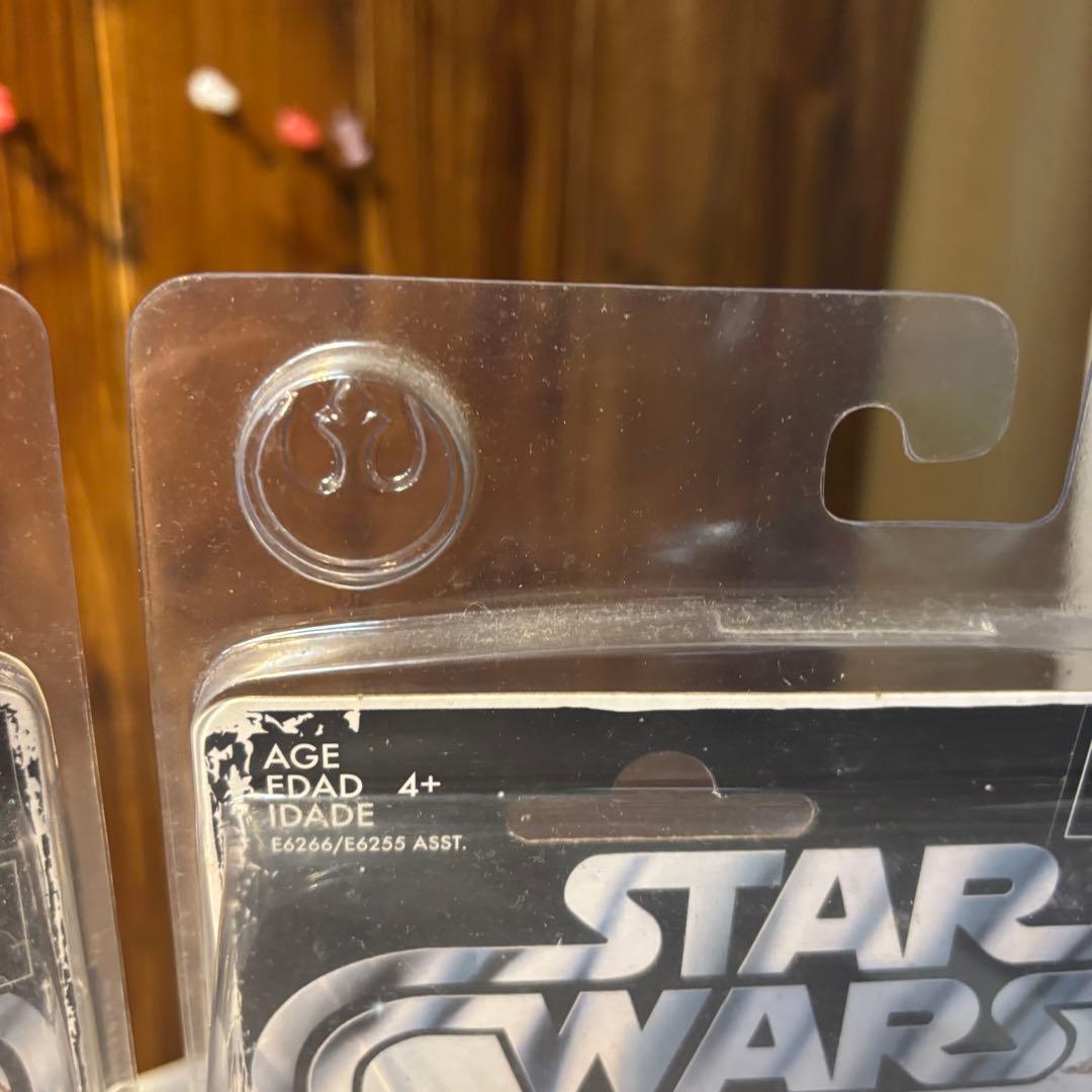 スターウォーズ　レトロシリーズ　3セット　ハンソロレイアルーク　専用ケース付き