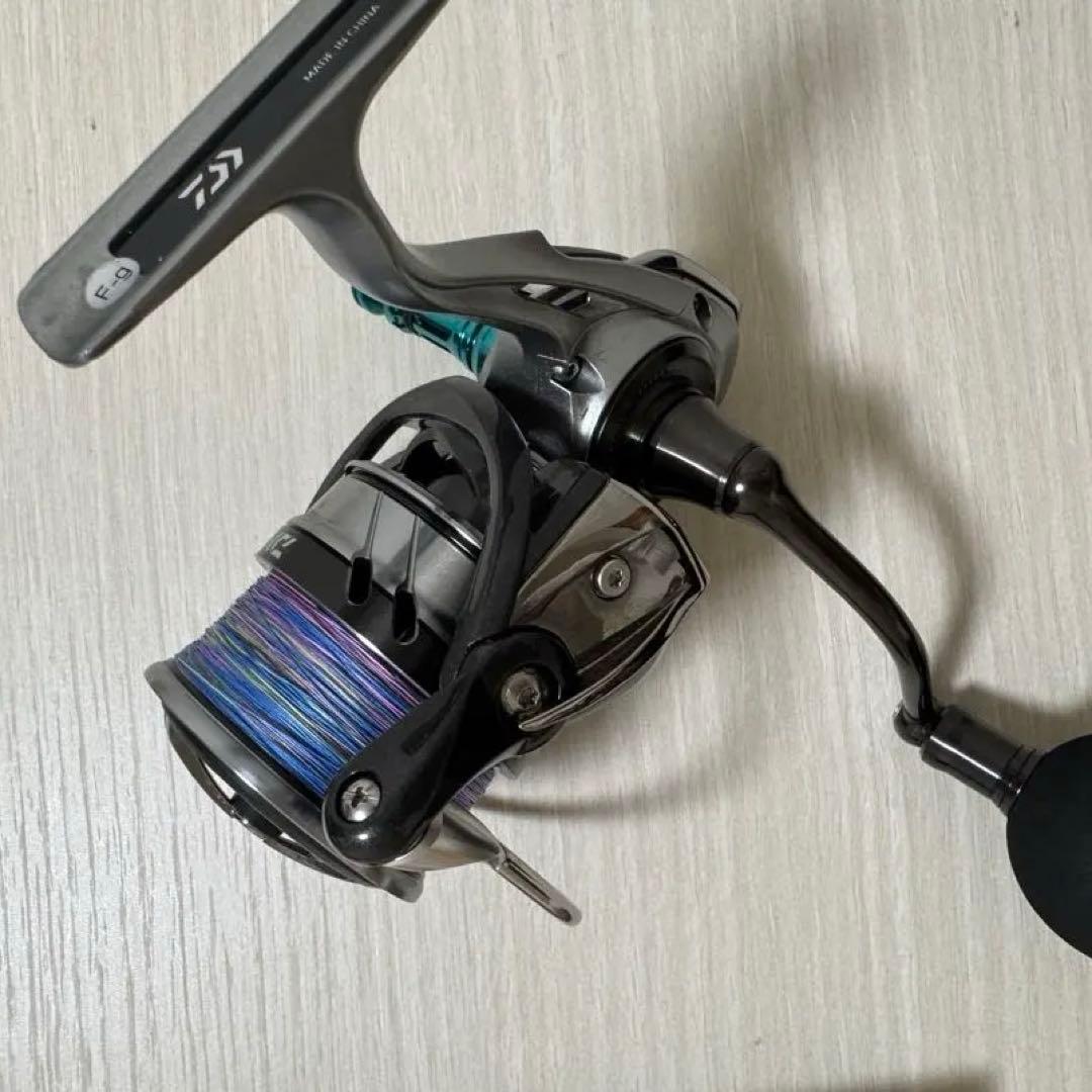 森*ん様 【数回投げただけ】ダイワ　18CALDIA LT 5000D-CXH