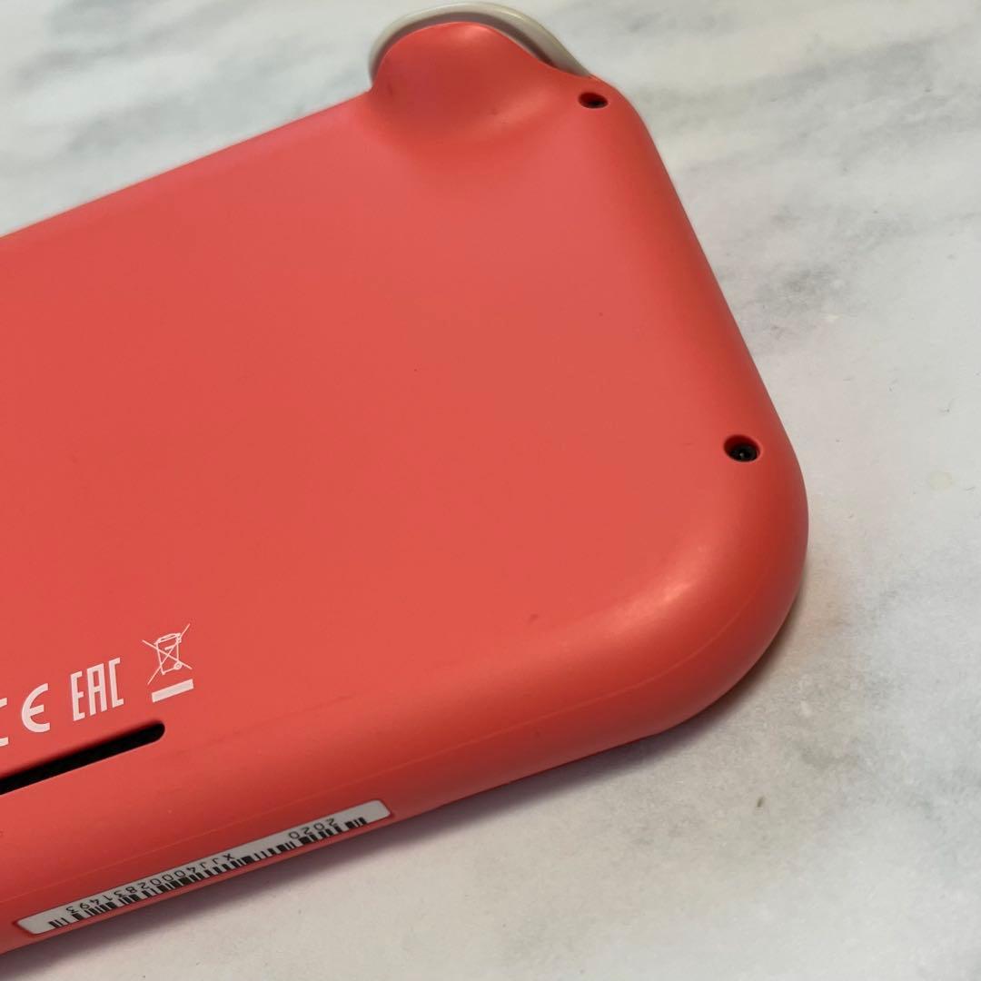【匿名配送】　任天堂　スイッチライト　コーラルピンク　本体　SwitchLite