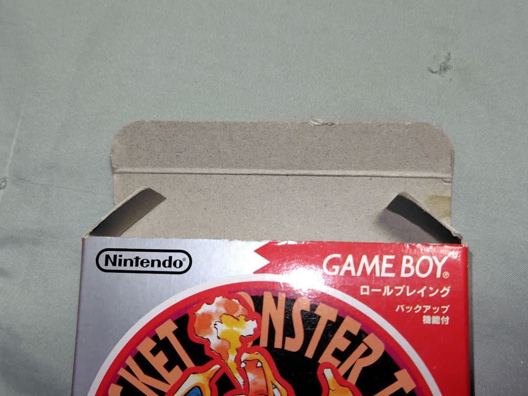 ゲームボーイ　初代ポケットモンスター　赤版　箱説明書マップ付　ソフトなし