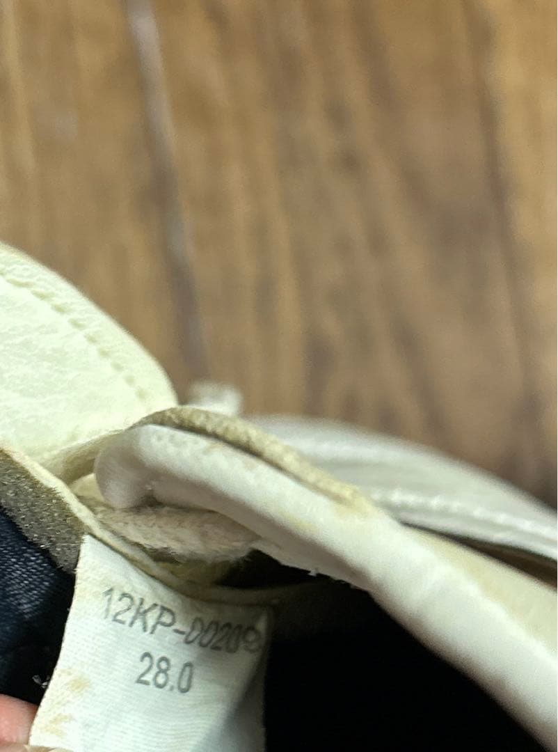 MIZUNOモレリア25周年記念モデル　28㎝