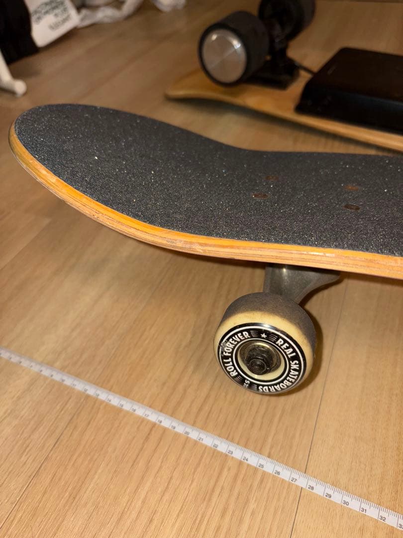 REAL スケートボード