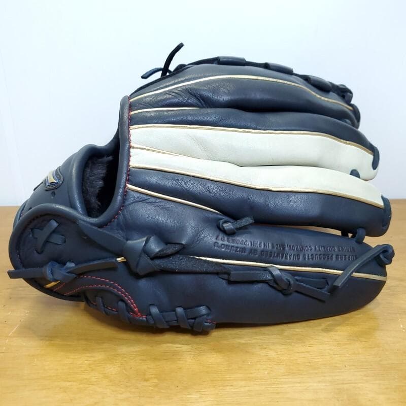 ミズノ WBC 日本代表 侍JAPAN 限定カラー 美品 左投げ用 軟式グローブ