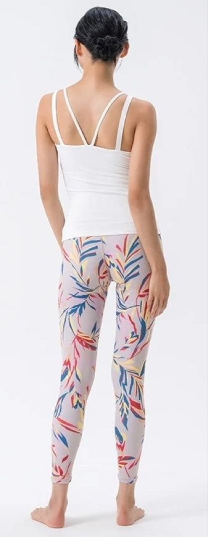 新品【SUKALA】ダブルストラップタンク　Mサイズ