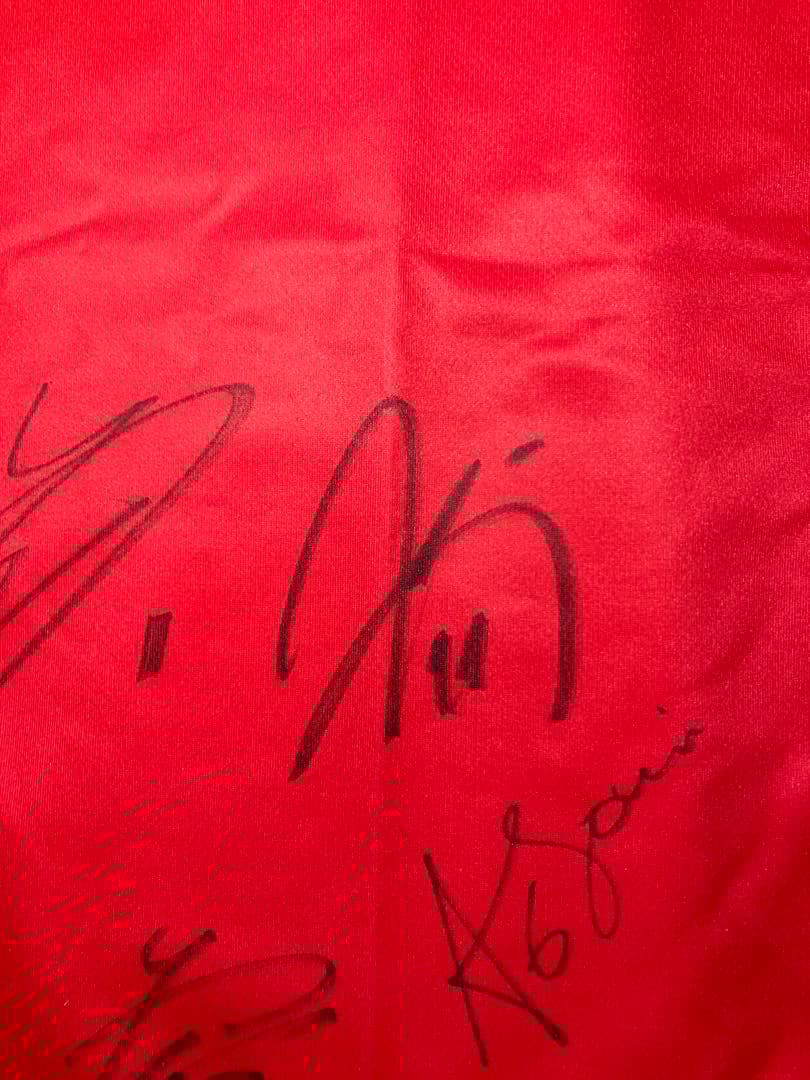 【貴重】ツエーゲン金沢コンフィットTシャツ　直筆サイン入り　パトリック他　未使用