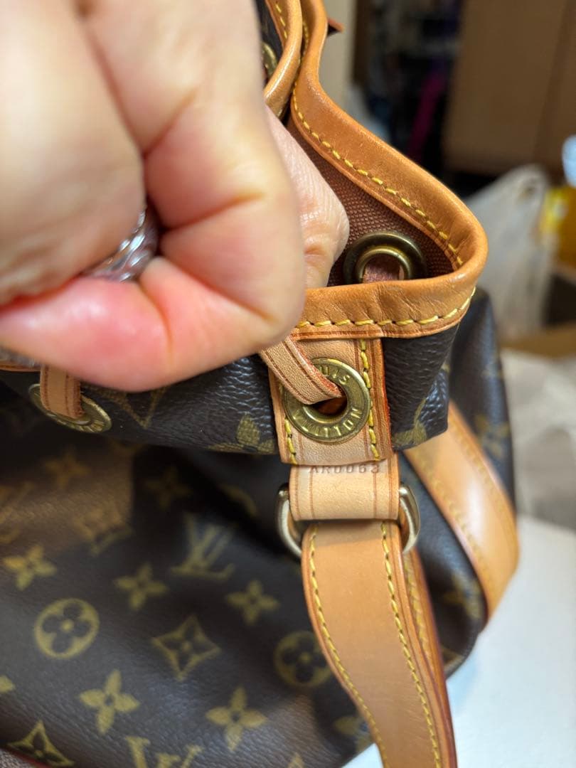 Louis Vuitton モノグラム ハンドバッグ