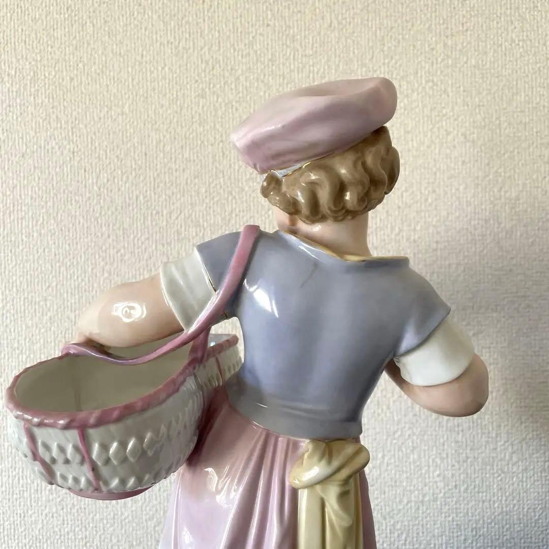 ・バスケットの少女・マイセン・陶器製・高さ３７.５cm・Meissen・