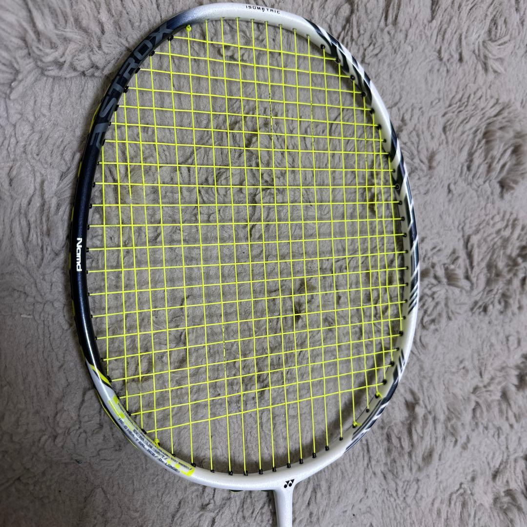 YONEX バドミントンラケット アストロックス99プロ3U4G