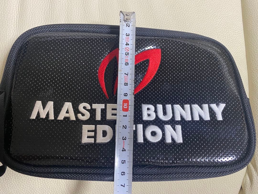 MASTER BUNNY EDITION 黒収納ポーチ