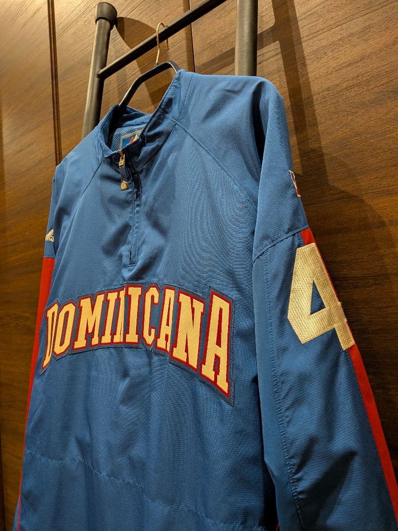 Majestic製　ナイロンプルオーバー