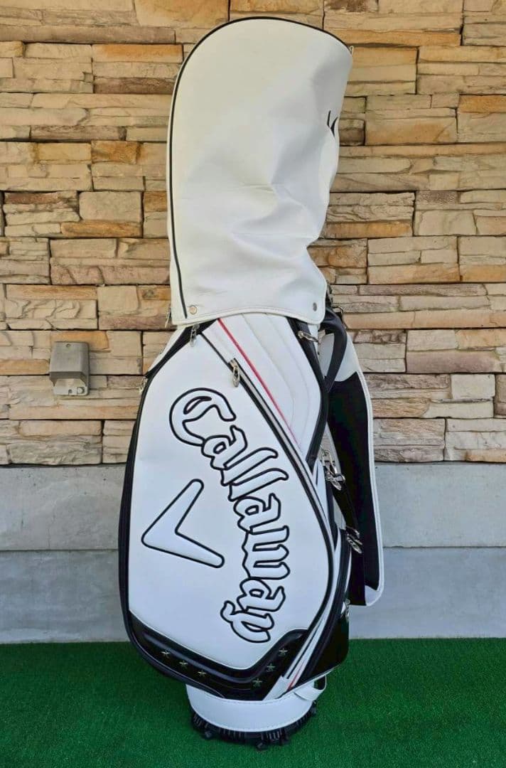 Callaway キャディバッグ ホワイト/ブラック ネームプレート付き