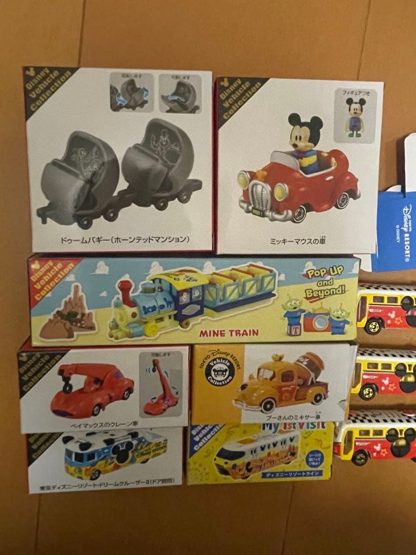 ディズニー　トミカ　新品未開封　13点