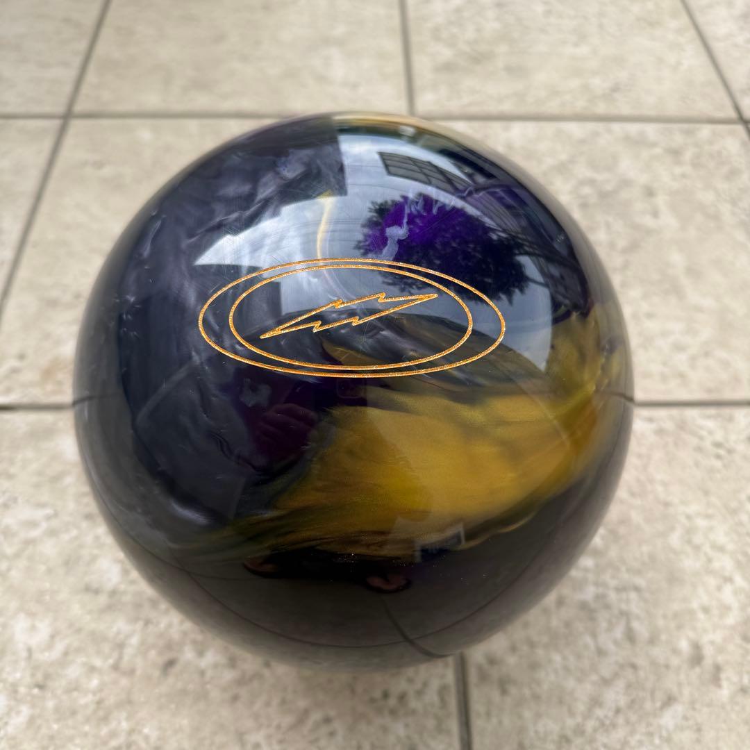 ぽ*吉様 全プラグ済　ストーム　フェイズ4 14ポンド　ボウリングボール