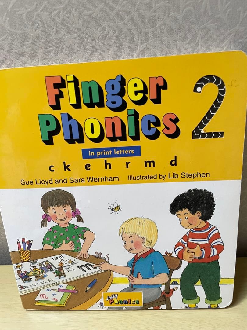 Jolly Phonics Finger Phonics 7 冊セット