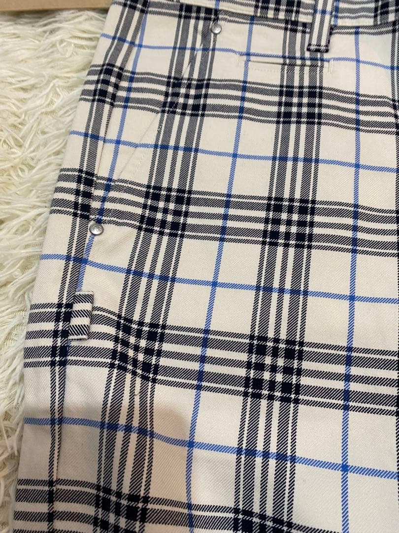 パーリーゲイツ チェック柄白×黒×ブルー高通気異素材切替アンクルテーパードパンツ