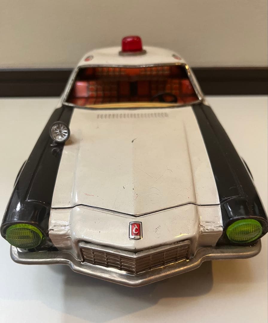 ヒ*ン様 【当時物】野村トーイ ブリキ製 パトカー ハイウェイパトロール カマロ