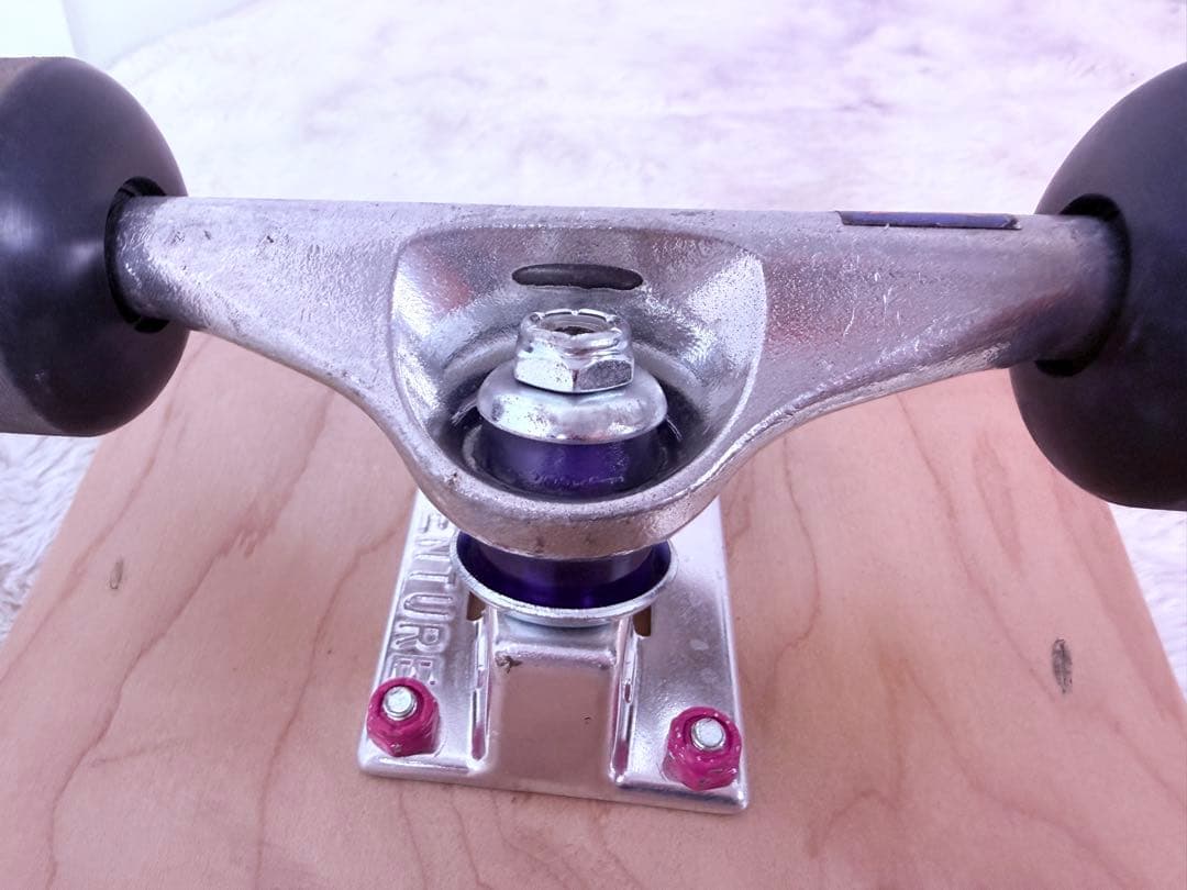 調整済み美品♪ スケートボード コンプリート Venture V-LIGHTS