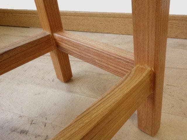 北海道手作り家具　ケヤキ（欅）材　スツール　布座（オレンジ色）