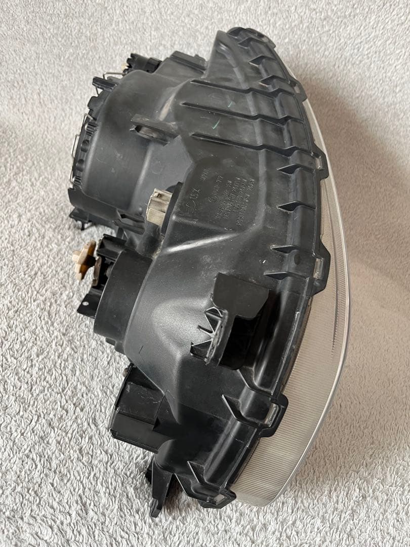 中古 日野 純正 ヘッドライト左側 助手席 KOITO 100-35052