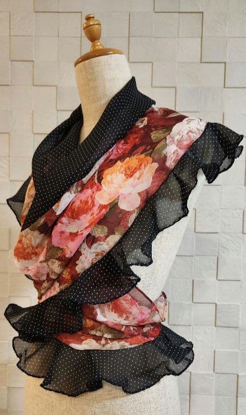 ハンドメイド フラメンコ衣装 新品 シージョ・エプロン 赤系 花柄 黒×白水玉