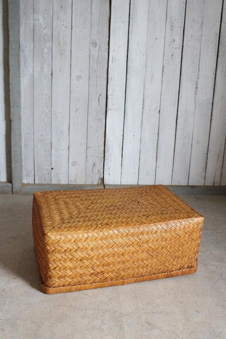 状態の良い古い竹編みの収納かご　行李　竹籠　篭　古道具