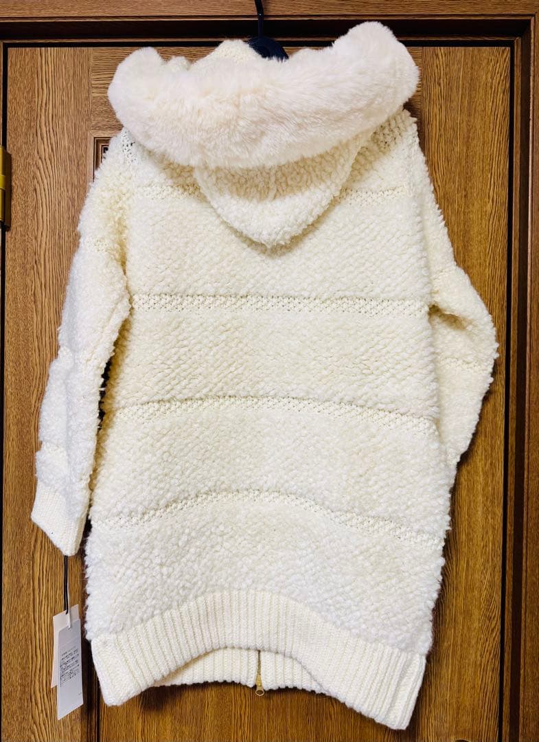 新品未使用！グレースコンチネンタル ルーブニットパーカー