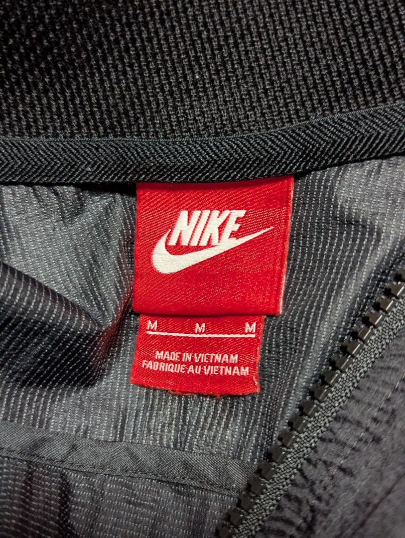 ナイキ コート ボンバージャケット ブラック