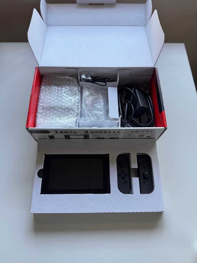 Nintendo Switch 本体＋ソフト4本＋プロコン2台 まとめ売り
