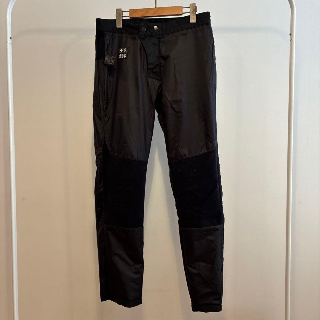 DESCENTE中綿入りズボンブラックデサントズボン