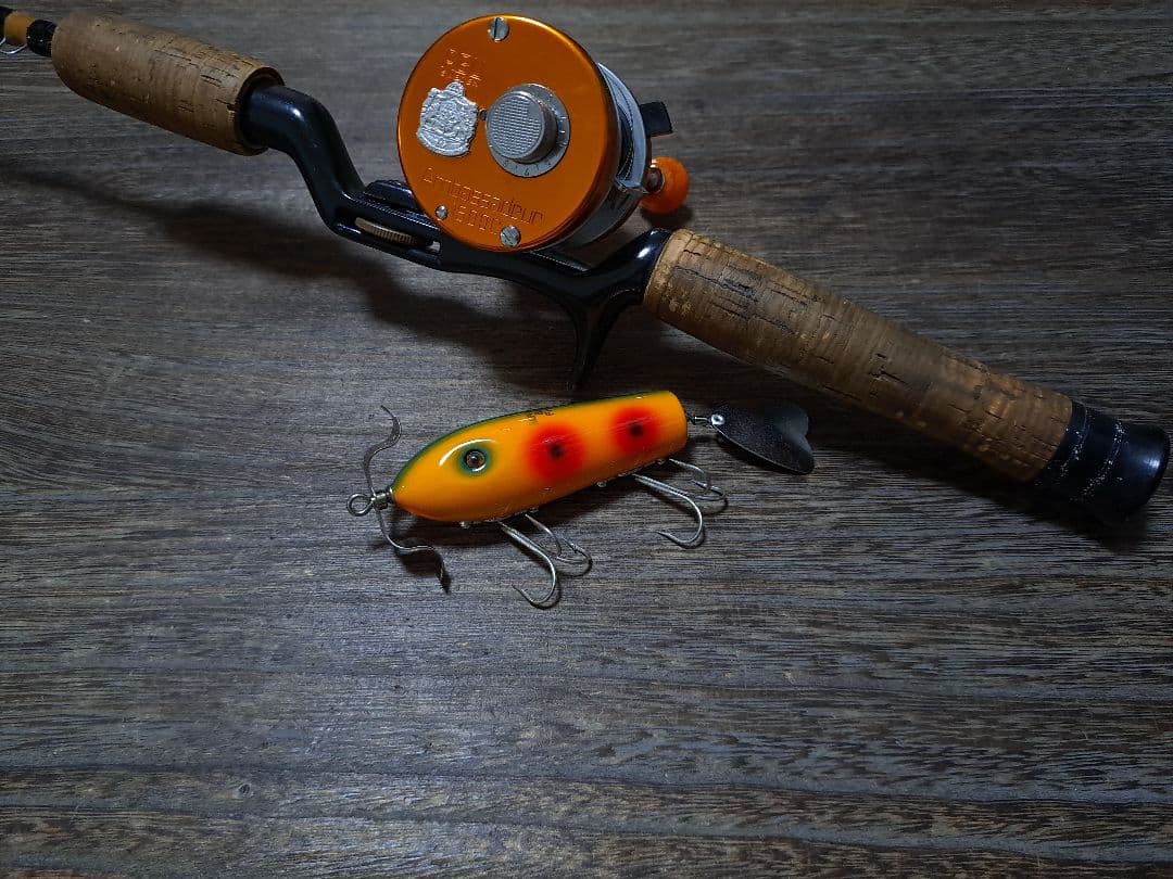 希少　デッドストック　ザウルス　バルサ50　マンボー　#2　イエローパロット