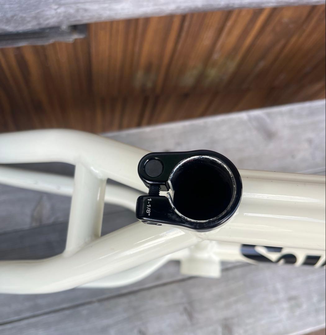 BMX フレーム SUNDAY SOUNDWAVE V3 21”