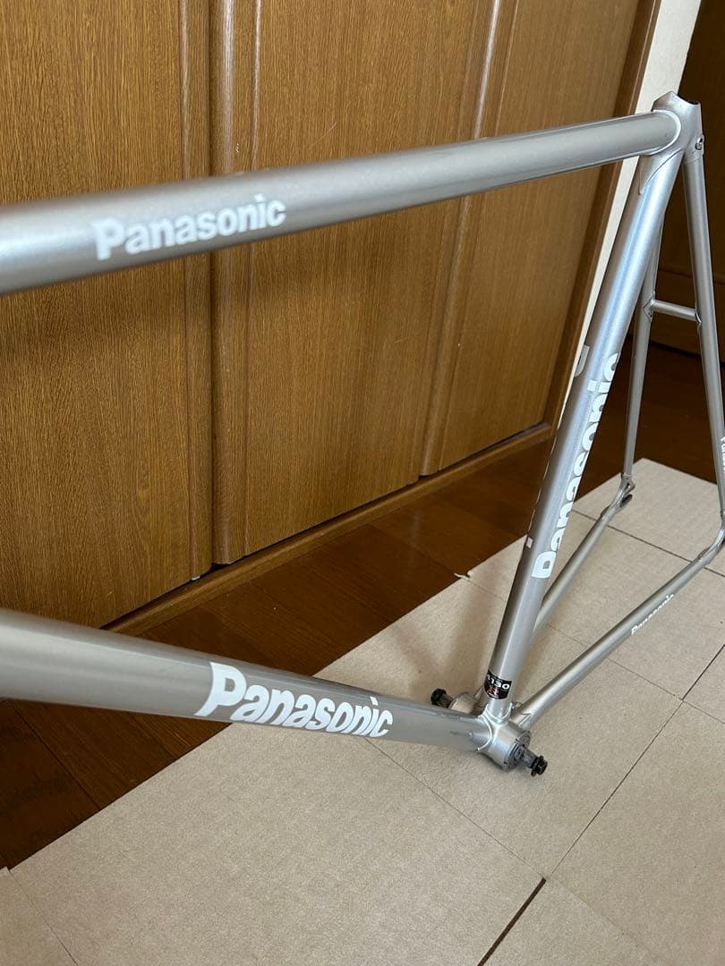 Panasonic ピストフレーム シルバー　NJS