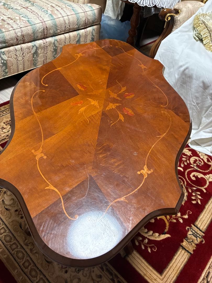 希少　優雅　イタリア　イタリー　テーブル　象嵌　猫足　茶色
