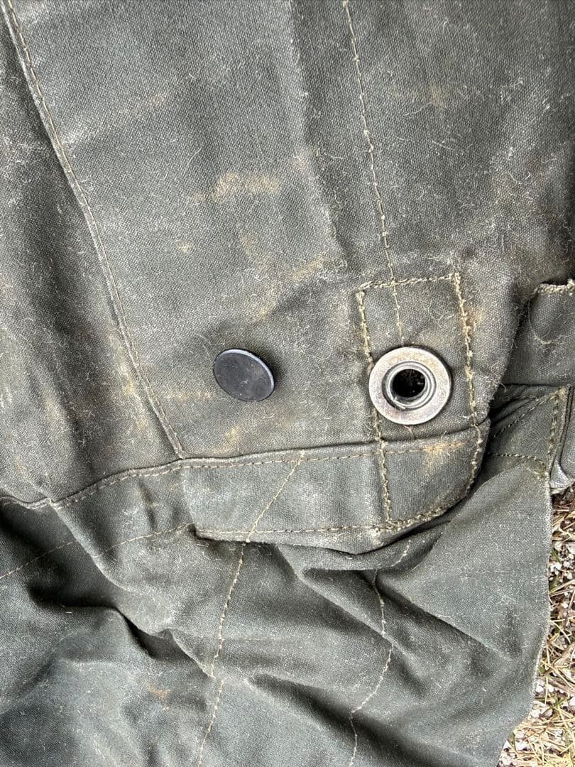 陸上自衛隊個人天幕55式官品昭和58年軍幕OD色 厚手帆布金属ボタンソロキャンプ