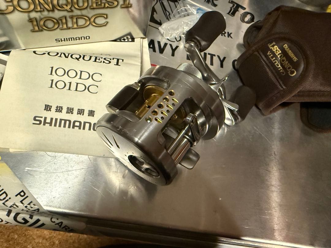 hakunamatata0224様　シマノ カルカッタコンクエスト101DC