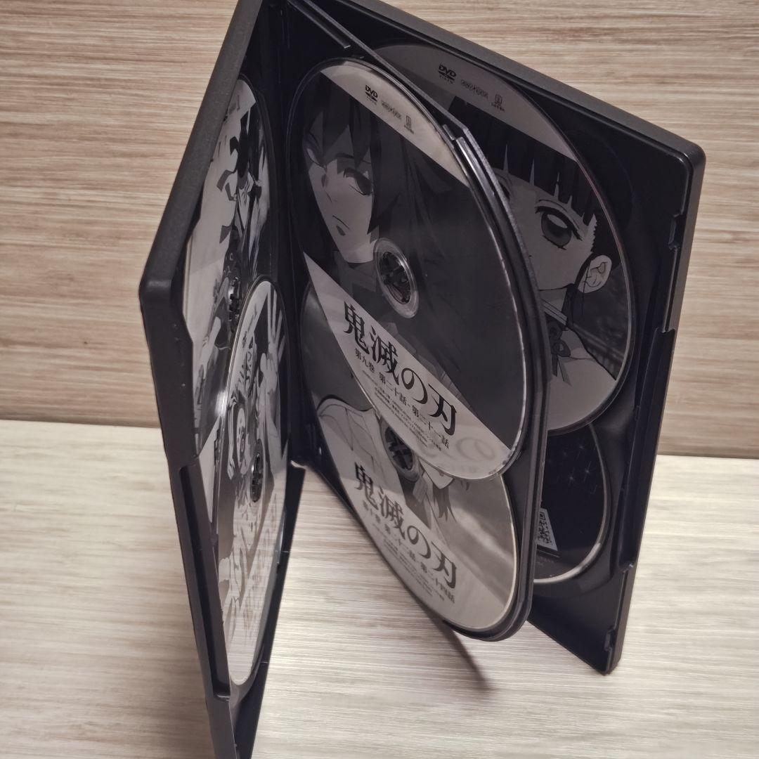 ★ケース付き★「鬼滅の刃 立志編+劇場版 無限列車編」DVD 全13巻セット