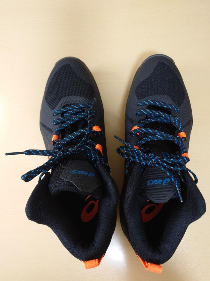 asics バスケットボールシューズ NOVA FLOW ブラック/オレンジ